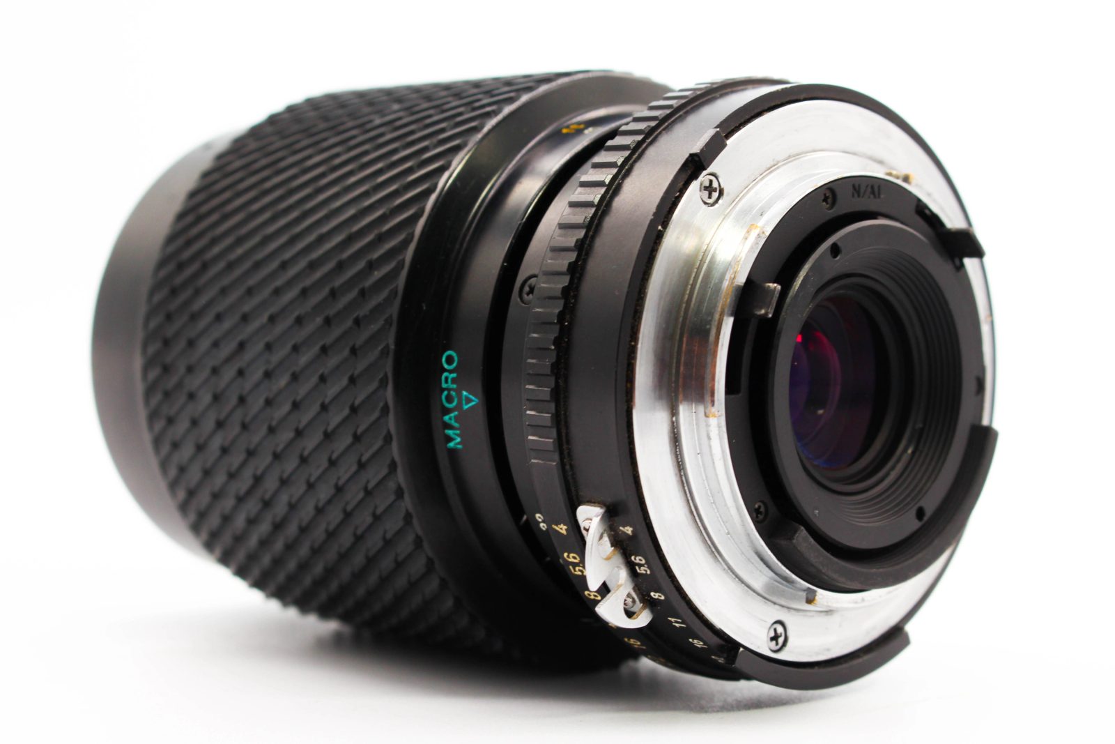Tokina SD 70-210mm f/4-5.6 – Nikon F/AI Mount - SDS