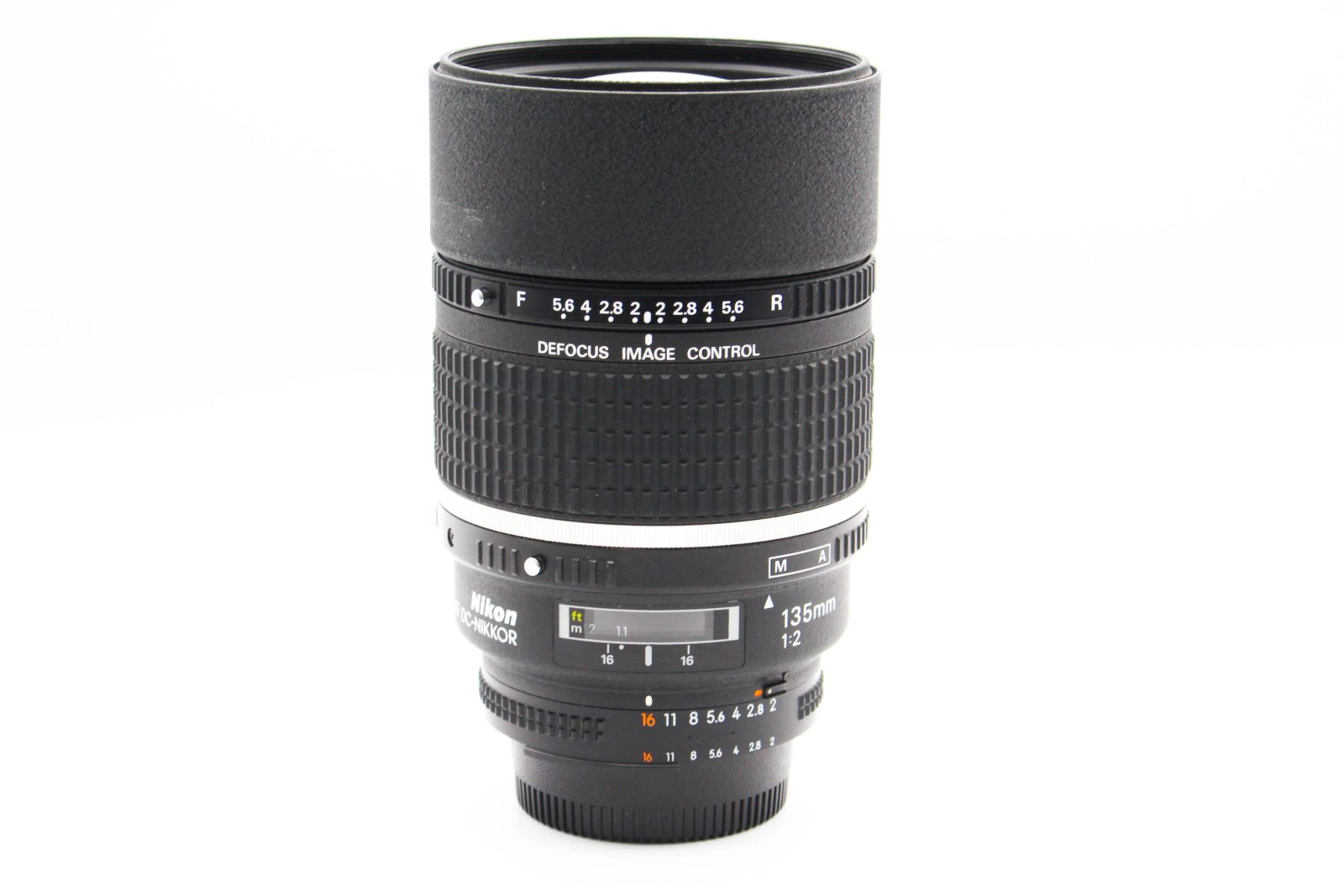 Nikon AF DC-Nikkor 135mm f/2D - Nikon F Fit - SDS