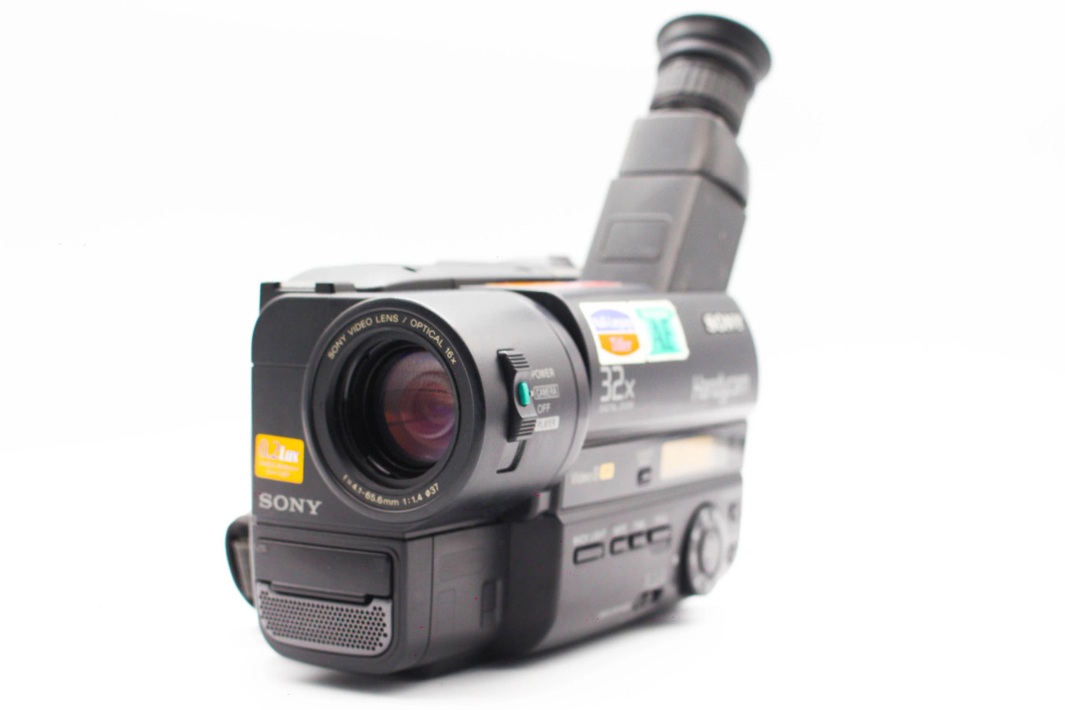 Sony CCD-TR411 | SDS