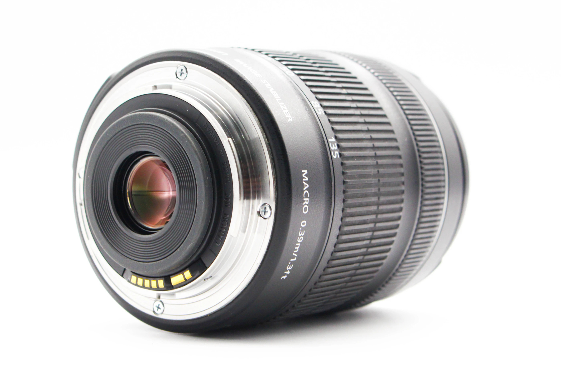 Canon EF-S 18-135mm IS USM - Canon EF-S Mount view 3 | SDS