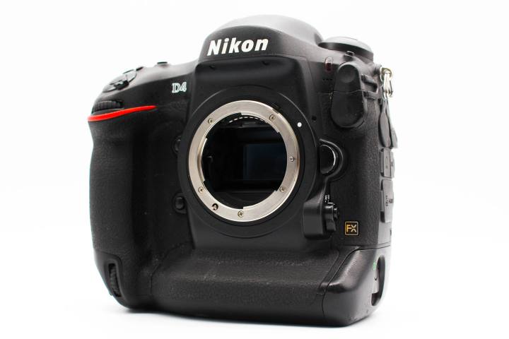Nikon D4 | SDS