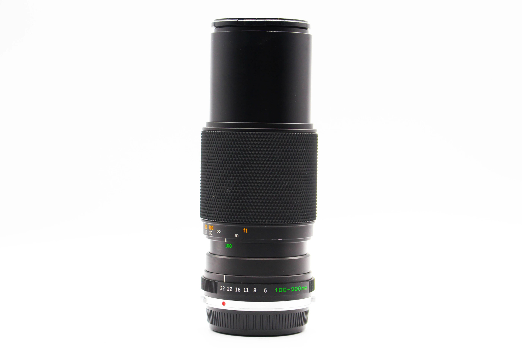 Olympus S Zuiko Auto-Zoom 100-200mm f/5 - Olympus OM Mount view 1 | SDS