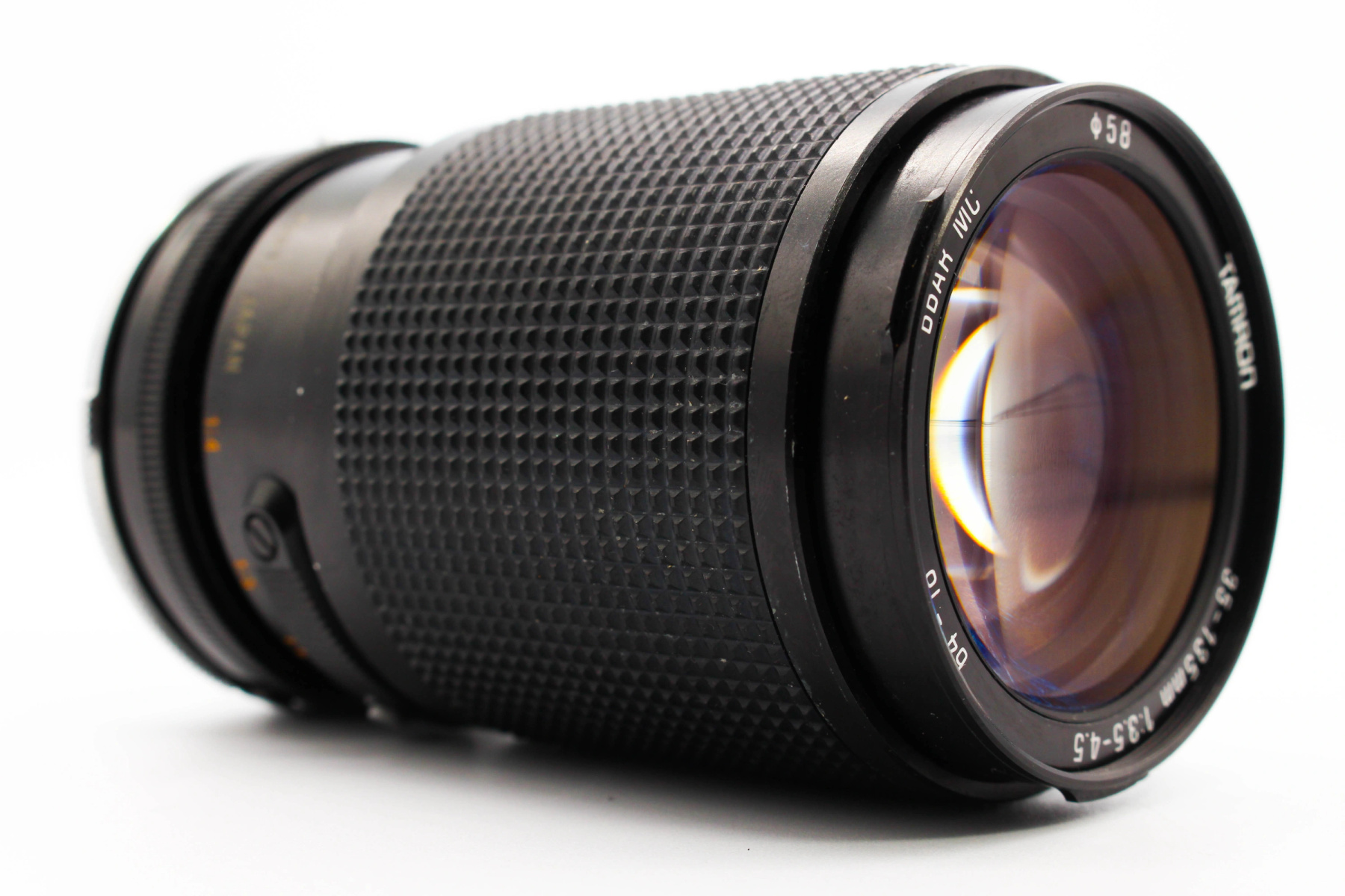 Tamron 35-135mm f/3.5-4.5 – Nikon AI (F) Mount view 4 | SDS