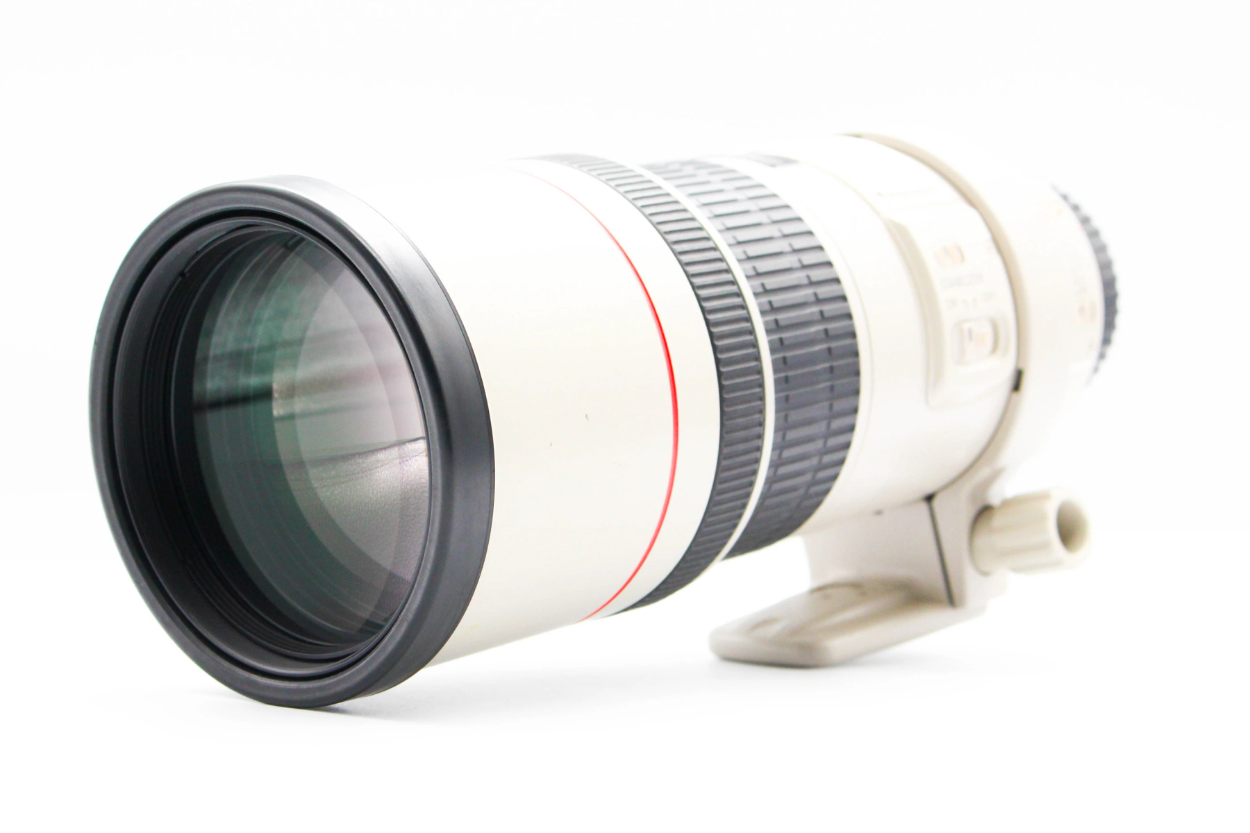 Canon EF 300mm f/4L IS USM - Canon EF Fit view 2 | SDS