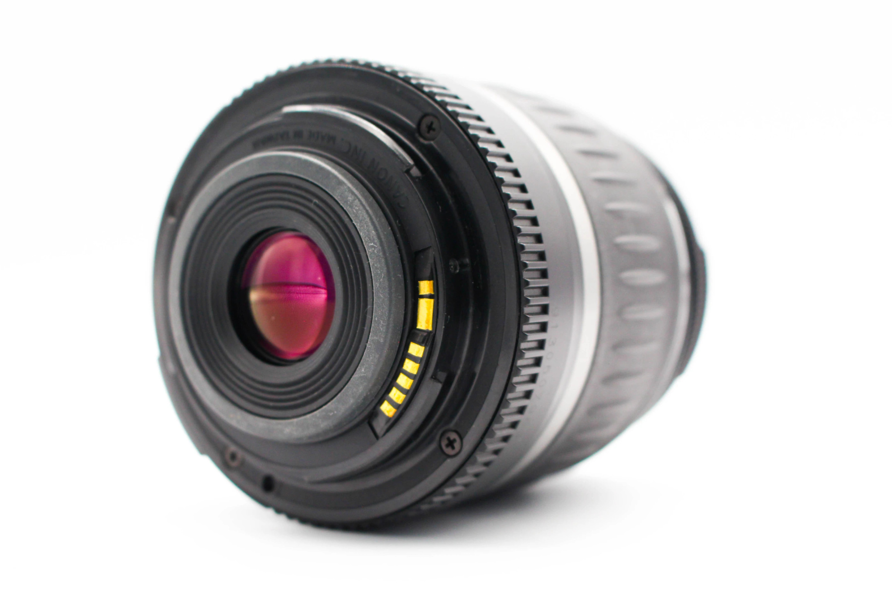 Canon EF-S 18-55mm f/3.5-5.6 - EF-S Mount view 3 | SDS