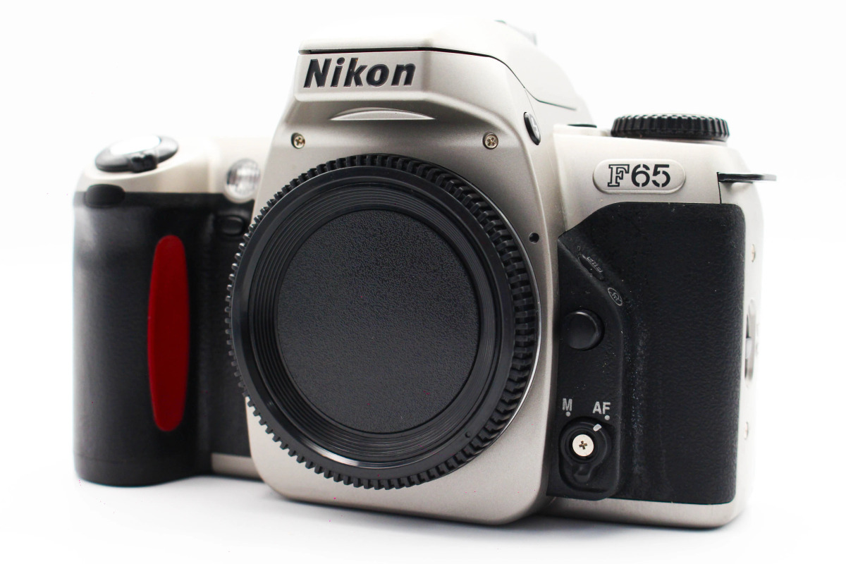 Nikon F65 | SDS
