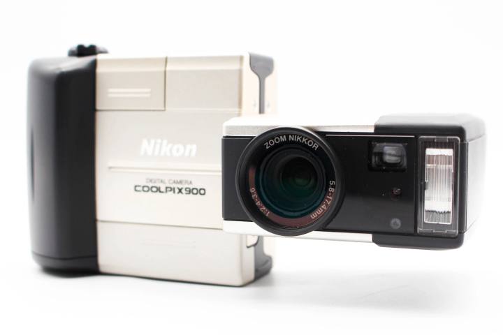 Nikon Coolpix 900 | SDS