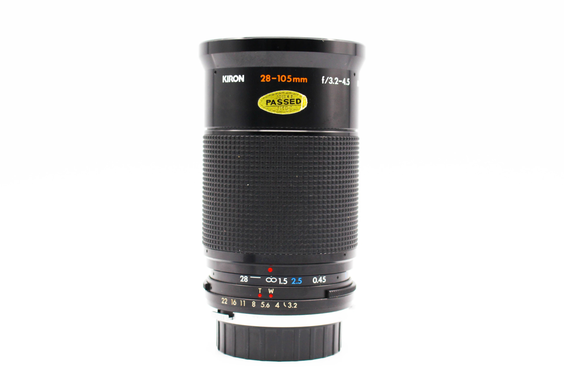 Kiron 28-105mm f/3.2-4.5 MC - OM/M42 Mount view 1 | SDS