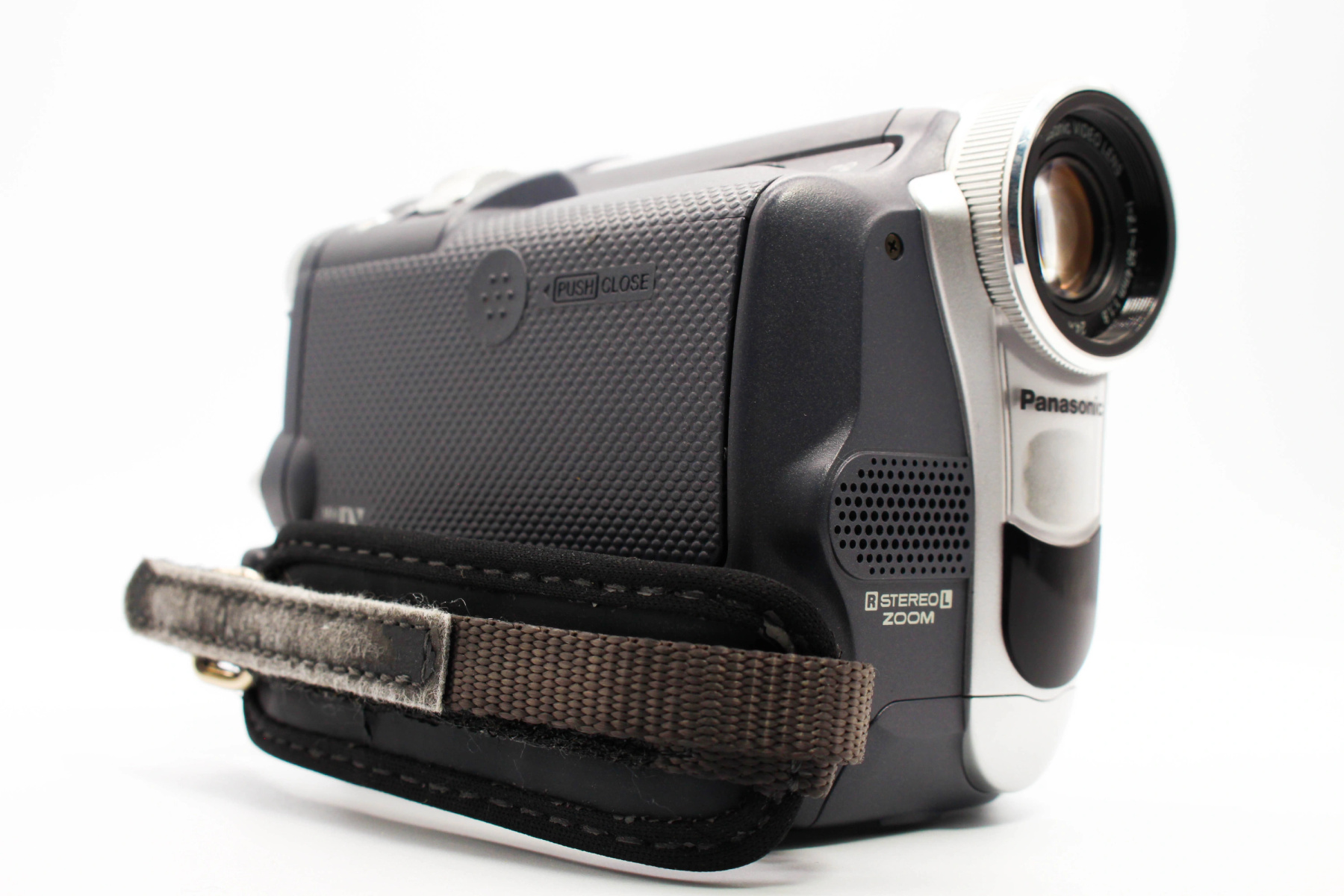 Panasonic NV-GS11 view 4 | SDS