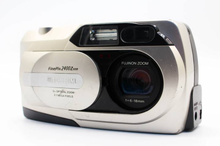 Fujifilm FinePix 2400 Zoom | SDS