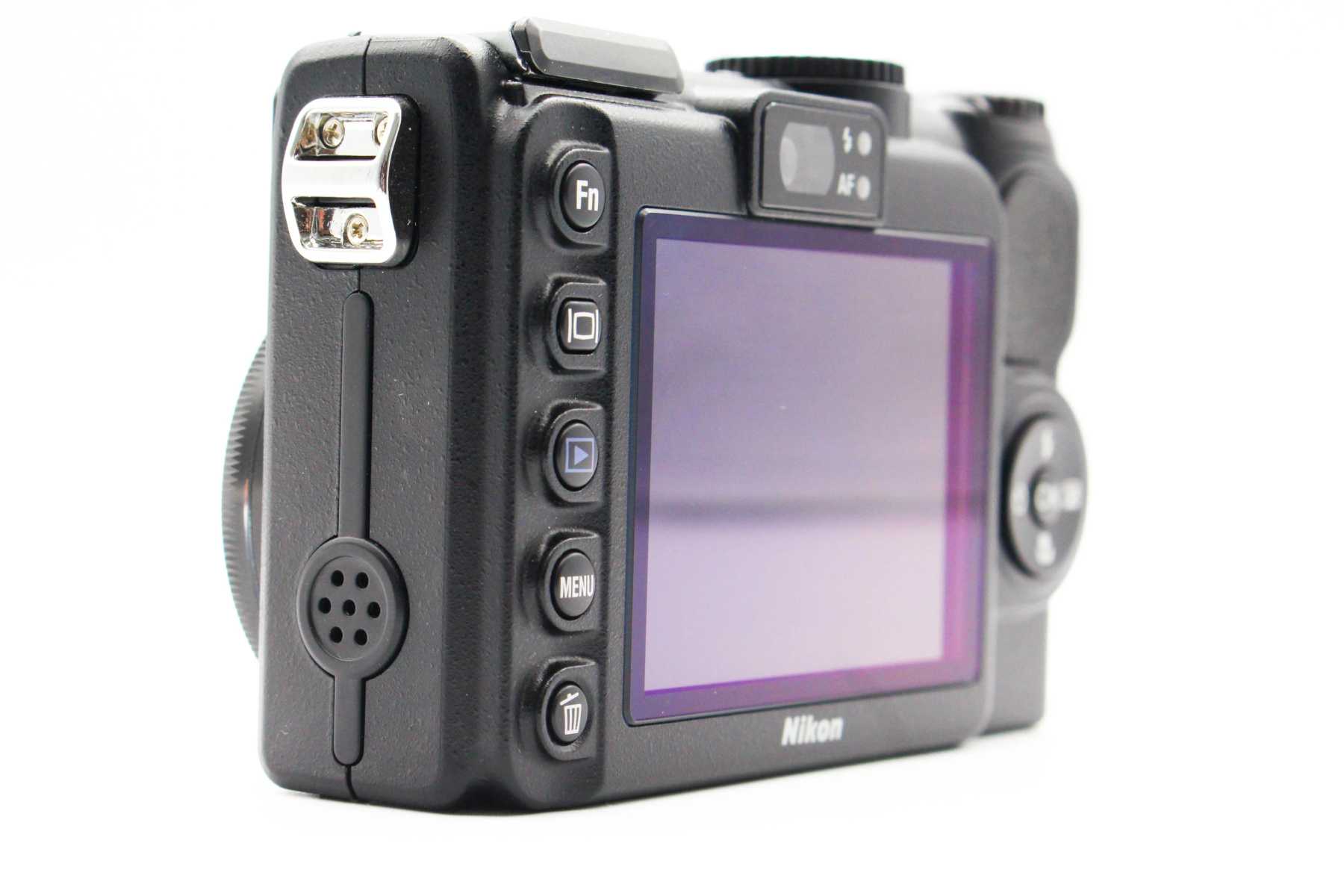 Nikon Coolpix P5100 view 4 | SDS