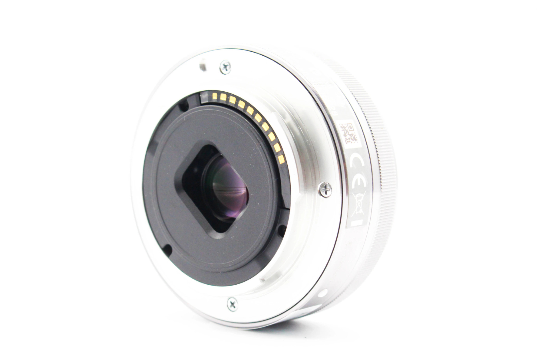 Sony E 16mm f/2.8 - Sony E Fit view 3 | SDS