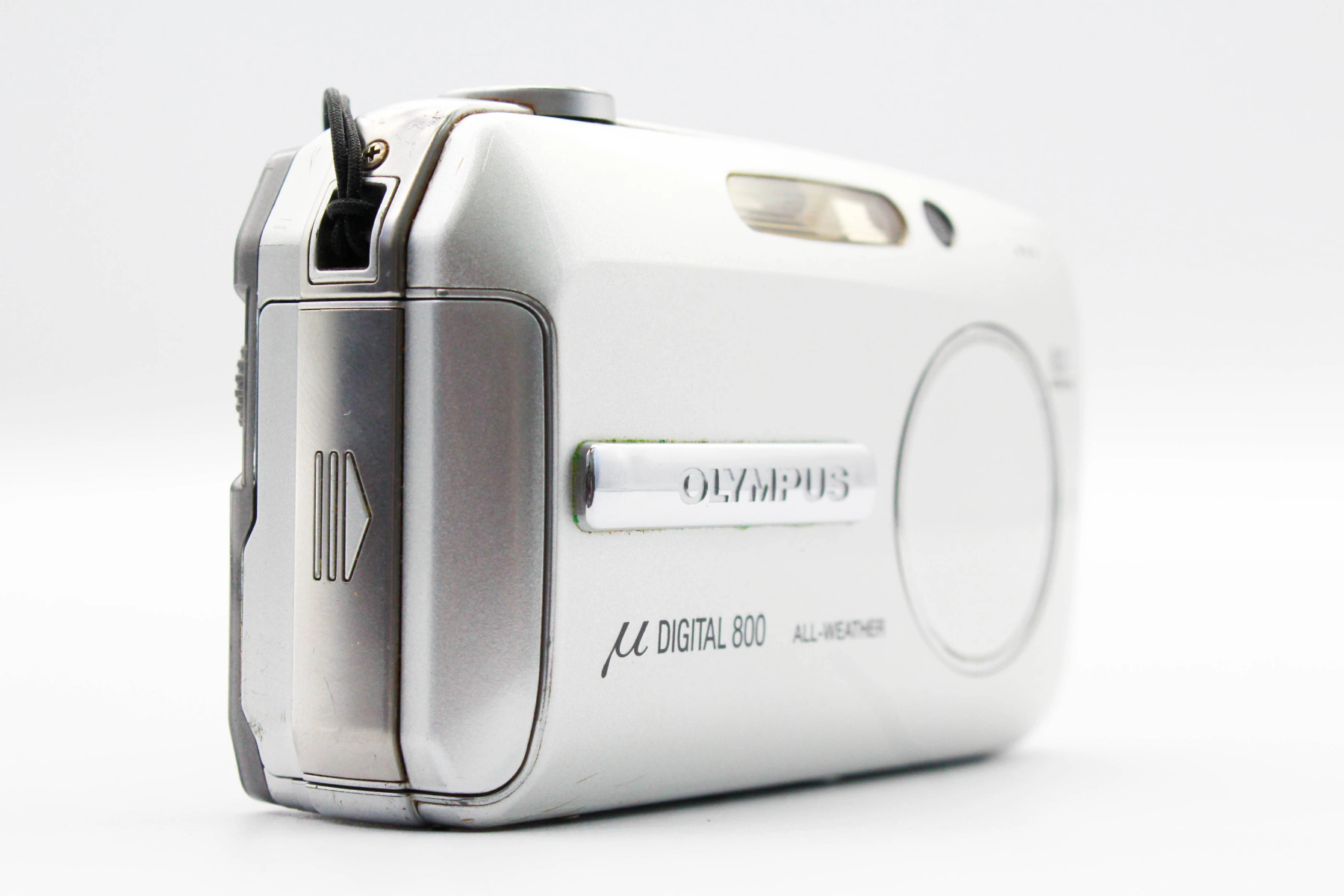 Olympus MJU Digital 800 view 2 | SDS