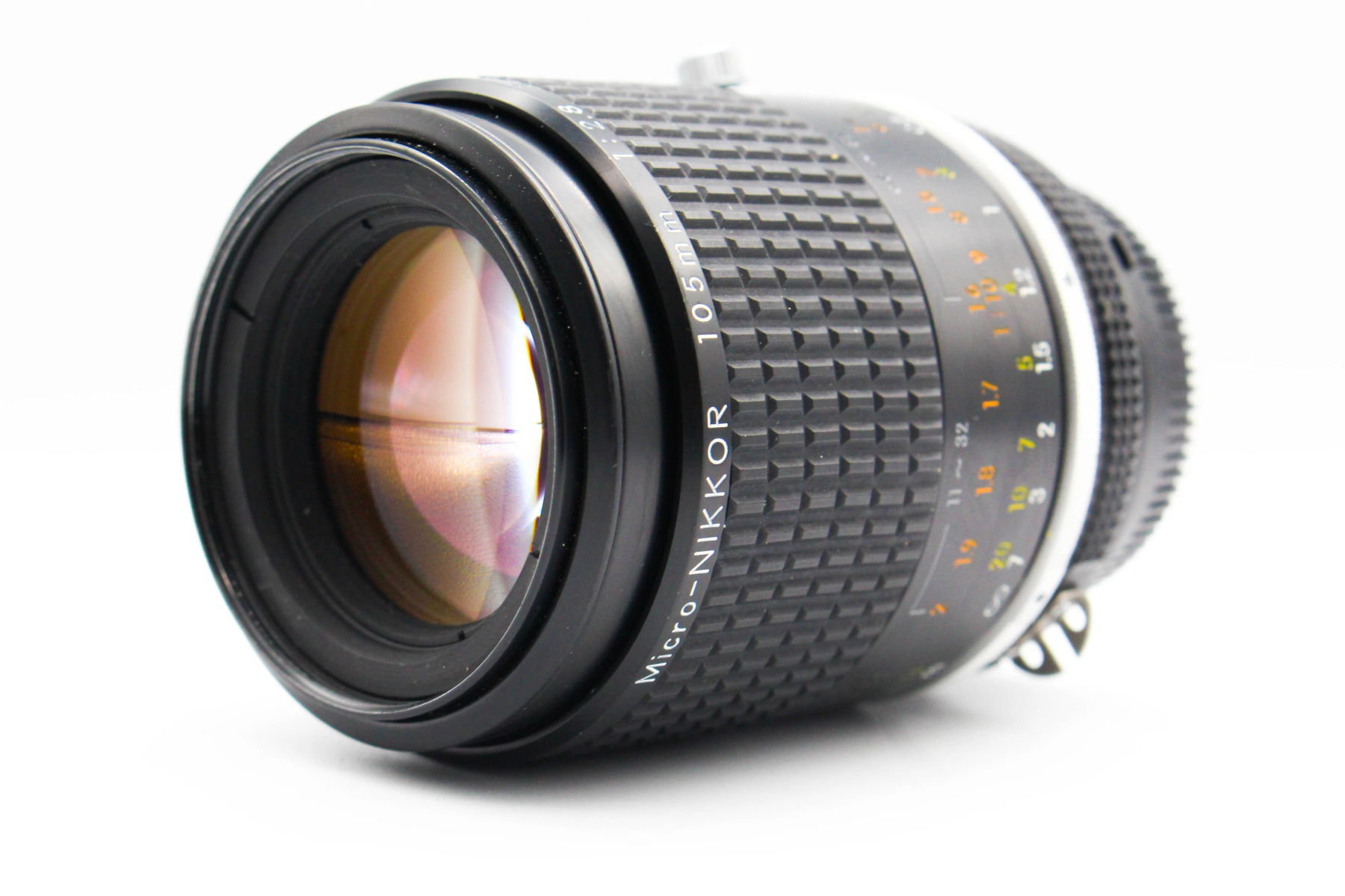 Nikon Micro-Nikkor 105mm f/2.8 Ai-S - Nikon F Fit view 2 | SDS