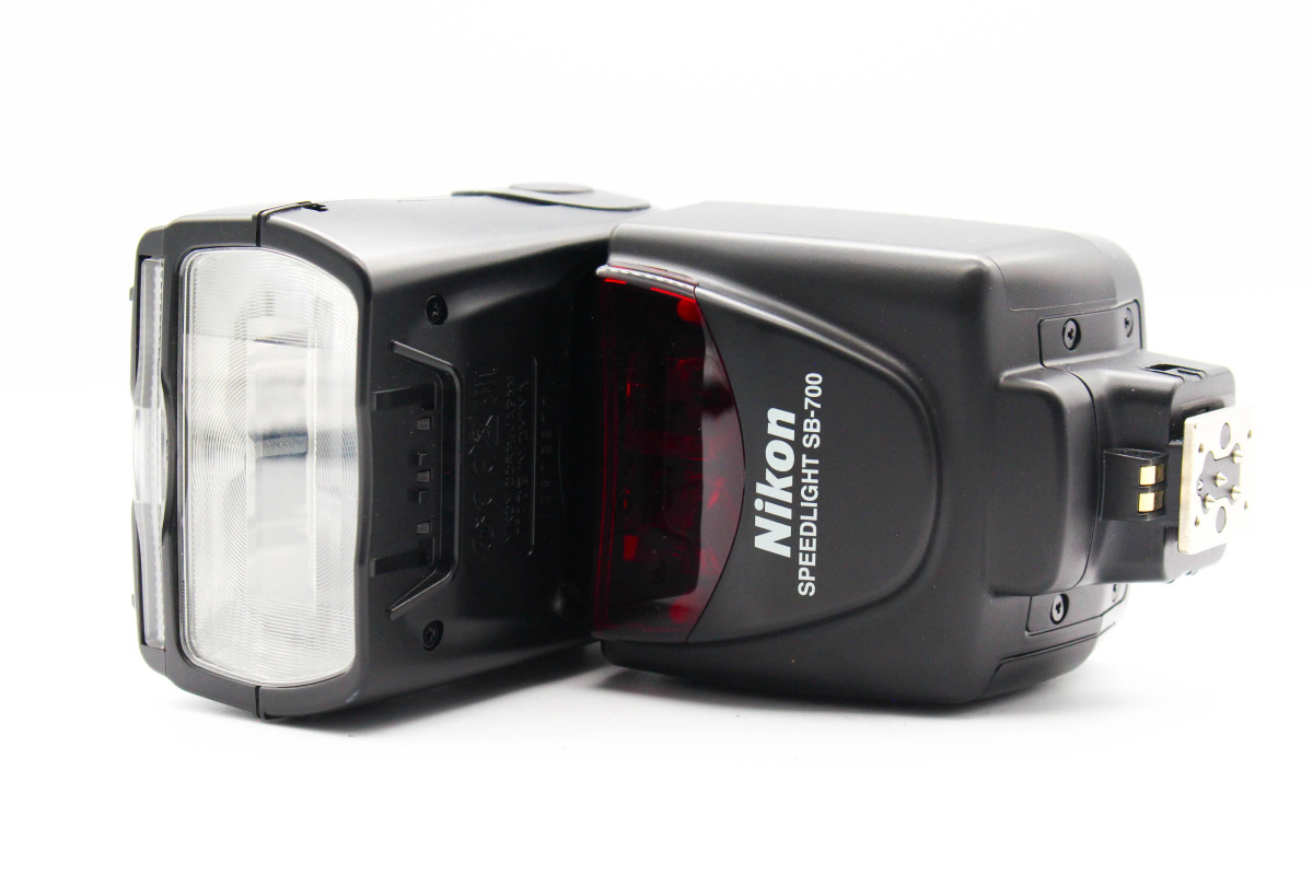 Nikon SB-700 Speedlight | SDS